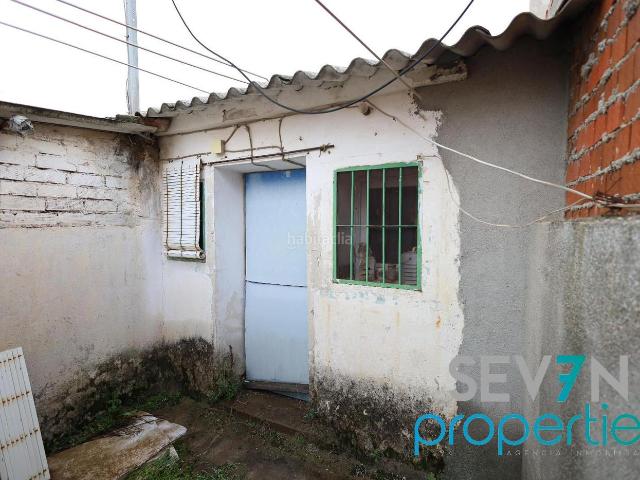Casa en venta en Ventas de Retamosa Las. 3 CASAS DE PUEBLO PARA GRAN REFORMA O DEMOLICION EN CASCO URBANO. Casas Ventas de Retamosa.