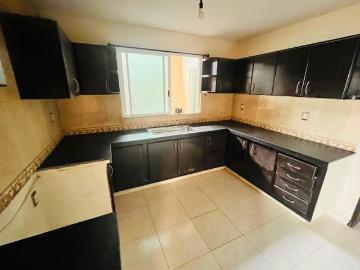 Casa en venta en Veracruz dentro de clúster con alberca en Veracruz. Ver