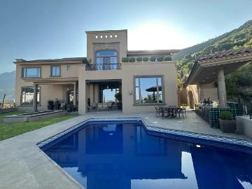 Casa en venta en Veredalta, San Pedro Garza García, Nuevo León