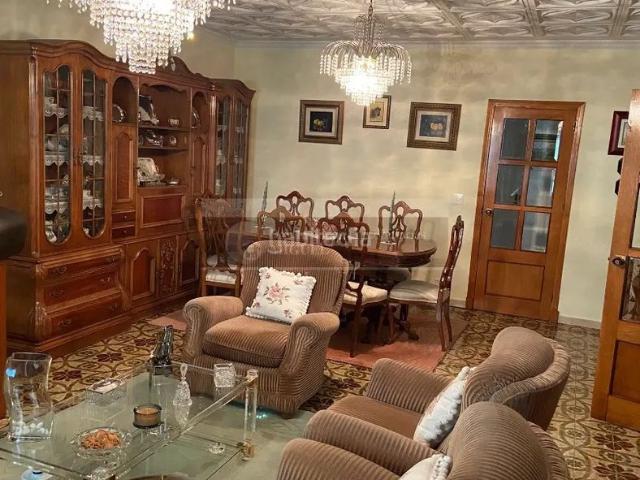 Casa en venta en Verín. CASA EN ZONA CENTRO. Casas.