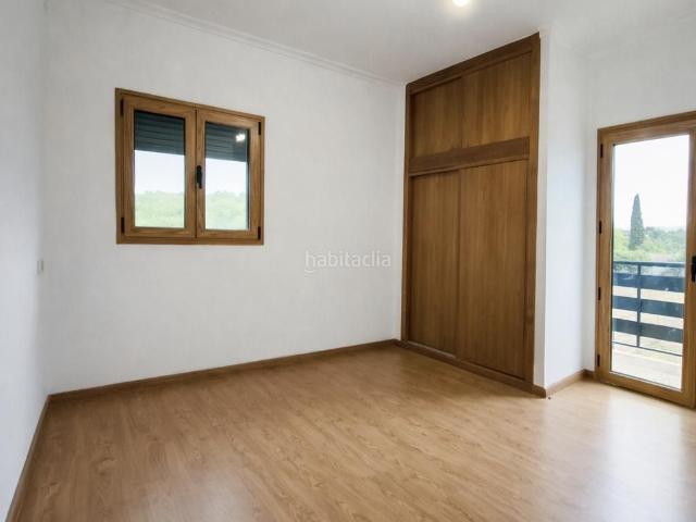 Casa en venta en Verín. ? Casa unifamiliar en venta a 6 km de Verín Ourense con finca de 2.500 m². Casas.