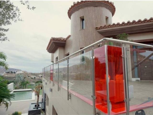 Casa en Venta en Vícar