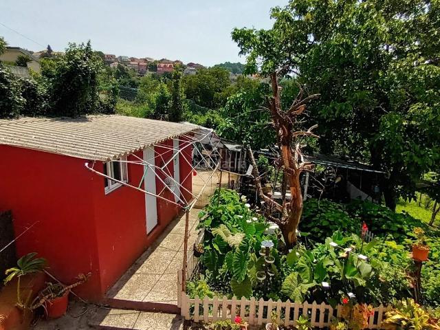 Casa en venta en Vigo, Cabral Candeán. Casa con terreno en Cabral. Casas.