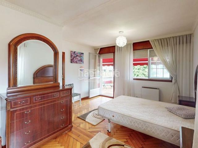 Casa en venta en Vigo, Cabral Candeán. Casas.