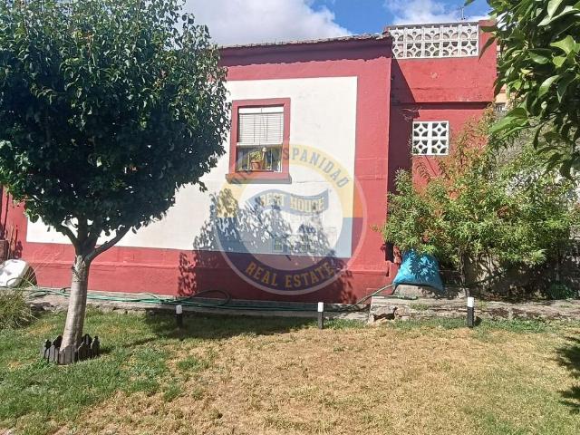 Casa en venta en Vigo, Bembrive. CASA EN LAVADORES DOS DORMITORIOS UN BAÑO. Casas.