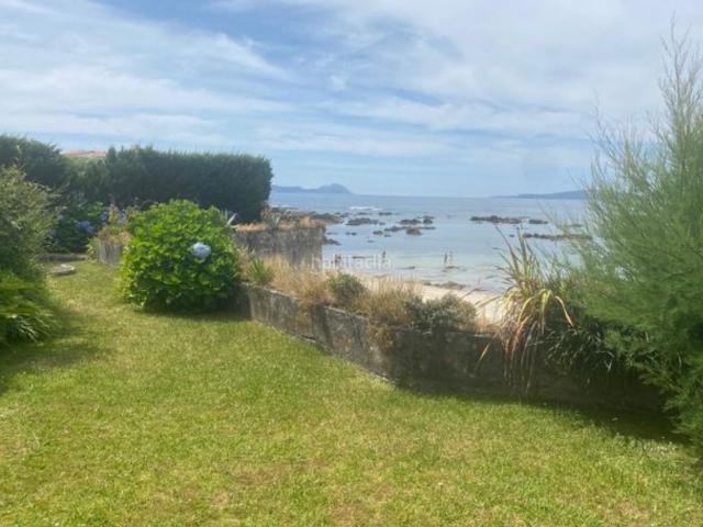 Casa en venta en Vigo, Navia. Casa con bajada directa a la playa. Casas.