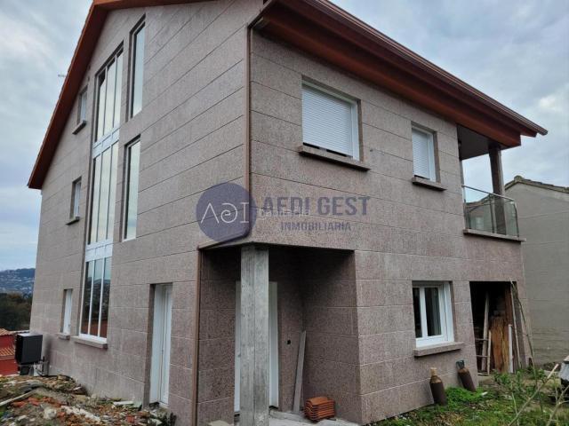 Casa en venta en Vigo, Sardoma Castrelos. Casas.