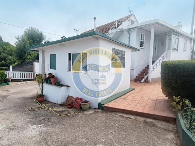 Casa en venta en Vigo, Sardoma Castrelos. VIVIENDA UNIFAMILIAR DE TRES PLANTAS EN BEADE. Casas.