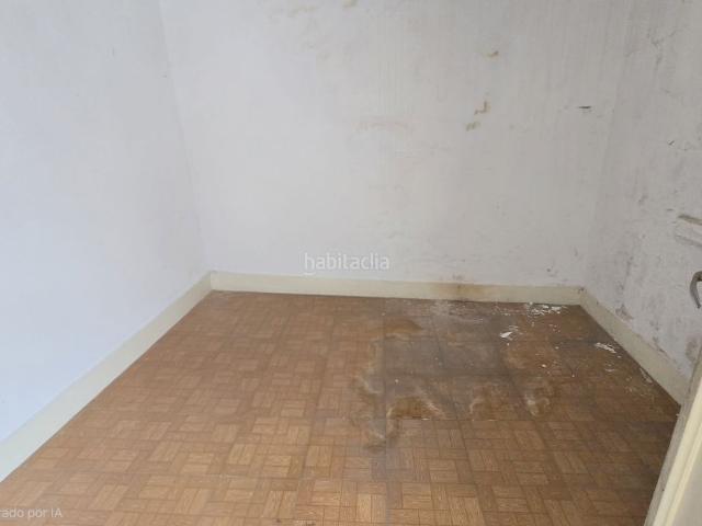 Casa en venta en Vigo, Teis. Casa a Reformar. Casas.