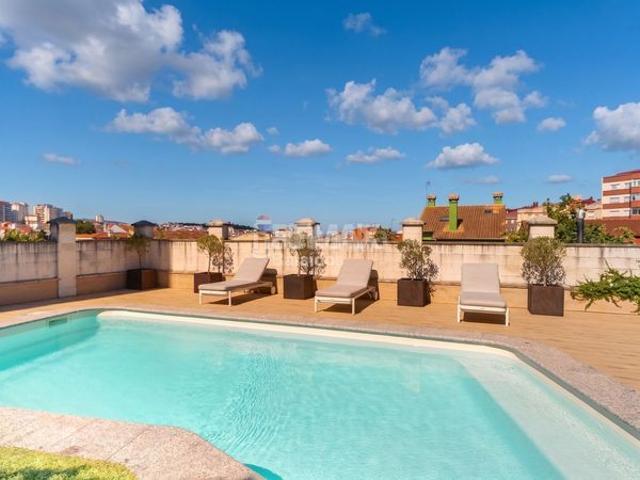 Casa en venta en Vigo, Teis. Casas.