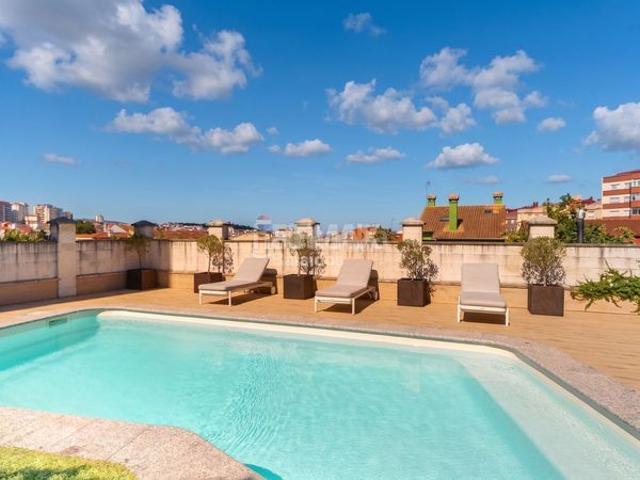 Casa en venta en Vigo, Teis. Casas.