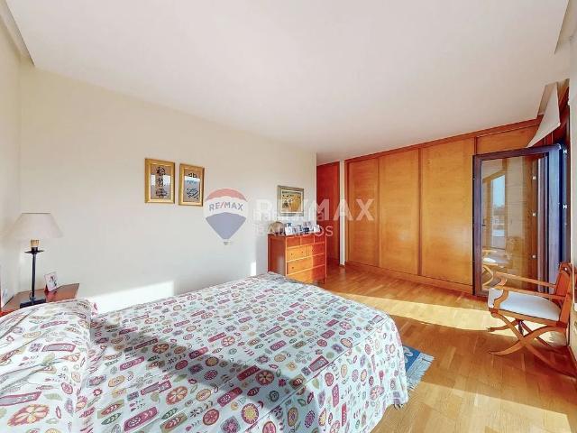 Casa en venta en Vigo, Valadares Beade. Casas.