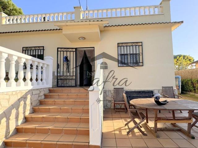 Casa en venta en Vidreres, La Goba. BONITA CASA EN URB LA GOBA. Casas.