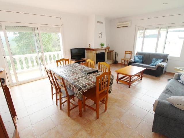 Casa en venta en Vidreres, Terrafortuna Puig Ventós. con piscina y licencia turística!. Casas.