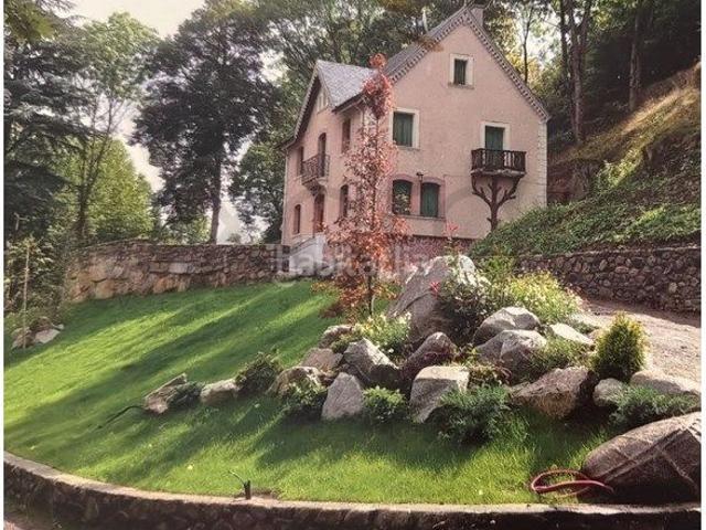 Casa en venta en Vielha e Mijaran, Casarilh. Casa con jardín en Casarilh. Casas Vielha e.