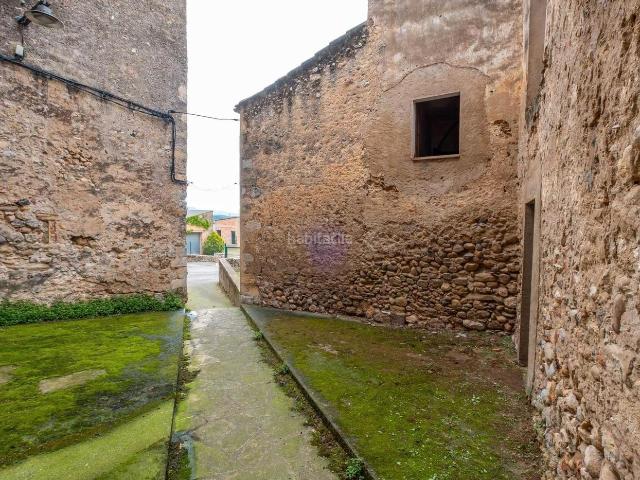 Casa en venta en Vilaür. Trastero casa rústica Vilar. Casas.