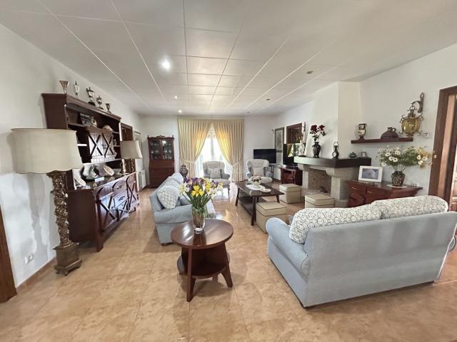 Casa en venta en Viladecans, Vilamarina. ESPACIO Y LUZ. Casas.