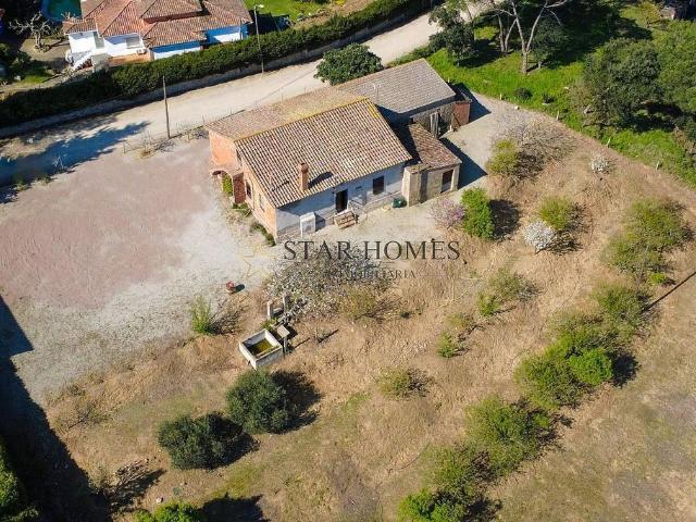 Casa en venta en Vilanova del Vallès, de 300 m² 3 habitaciones por 465.000