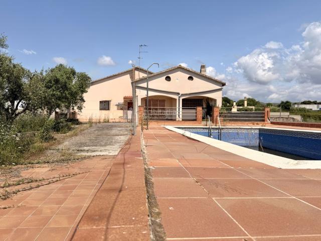 Casa en venta en Vilanova i la Geltrú, Nord Costa Dorada. EXCLUSIVA FINCA RÚSTICA DE 23.000 m CON VIVIENDA DE 250 m EN VILANOVA I LA GELTRÚ. Casas Vilanova i la.