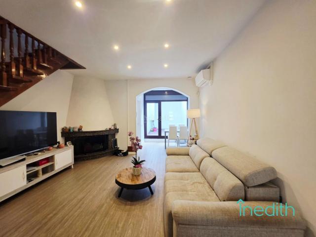 Casa en venta en Vilanova i la Geltrú, La Geltrú Sant Jordi Costa Dorada. Exclusiva casa totalmente reformada en el Centro de la Geltrú. Casas Vilanova i la.