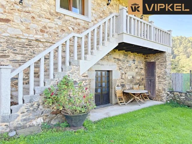 Casa en venta en Vilarmaior La Coruña