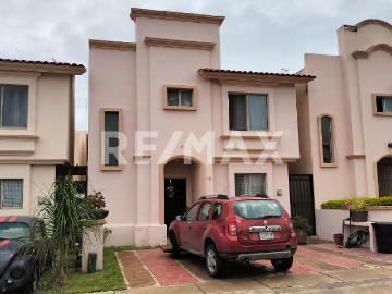 Casa en Venta en Villa California