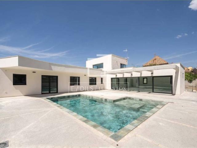 Casa en Venta en Villa de Otura