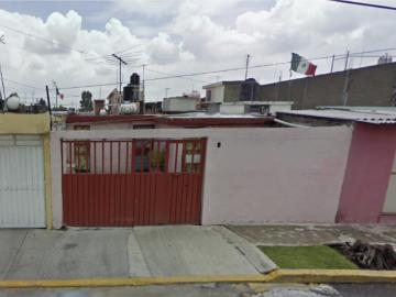 Casa en venta en Villa de las Flores 1a Sección Unidad Coacalco, Coacalco de Berriozábal, México