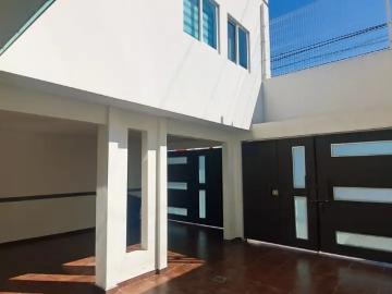 Casa en venta en Villa de las Flores 1a Sección Unidad Coacalco, Coacalco de Berriozábal, México