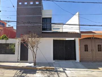 CASA EN VENTA EN VILLA DE LAS FLORES, COACALCO, ESTADO DE MÉXICO