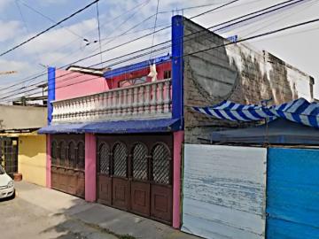Casa en Venta en Villa de las Flores, San Francisco Coacalco Edo de México KB13