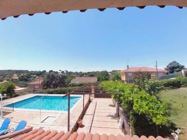 Casa en venta en Villa del Prado. CHALET INDEPENDIENTE CON PISCINA. VILLA DEL PRADO. Casas Villa del.