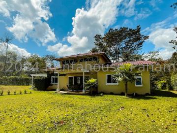 Casa en Venta en Villa Rosario, Capira