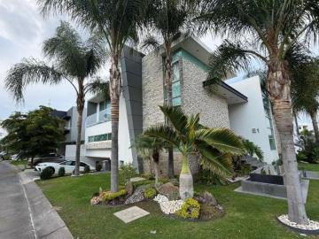 Casa en Venta en Villa Verona, San Juan de Ocotán, Zapopan