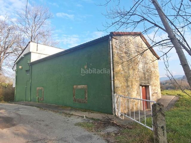 Casa en venta en Villacarriedo. Casa para reformar con gran parcela. Casas.
