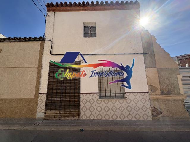 Casa en venta en Villacañas. Vivienda en Calle Sevilla, 33 de Villacañas Toledo. Casas.