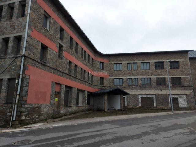 Casa en venta en Villablino. OPORTUNIDAD ANTIGUO HOSPITAL DE LA MINERO. Casas.