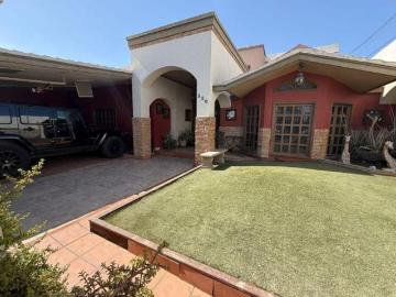 ¡CASA EN VENTA EN RESIDENCIAL VILLAFONTANA!