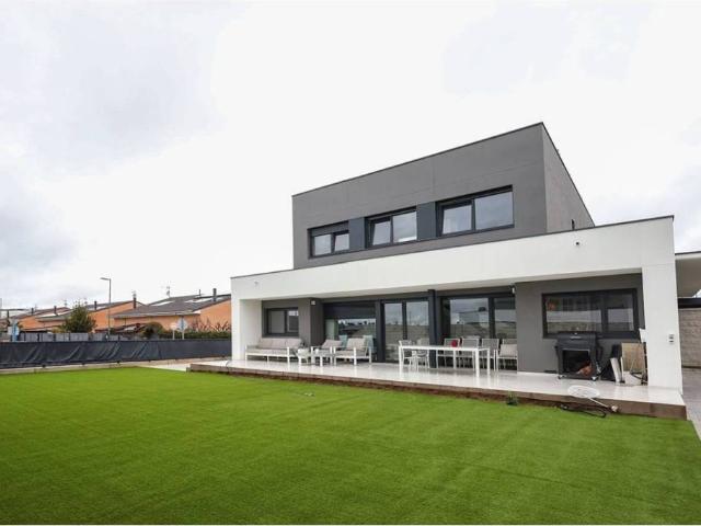 Casa en Venta en Villalbilla