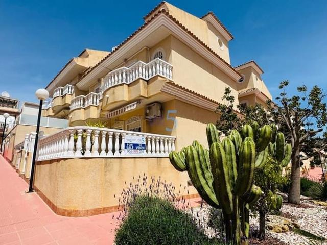 Casa en venta en Villamartin, Alicante Costa Blanca