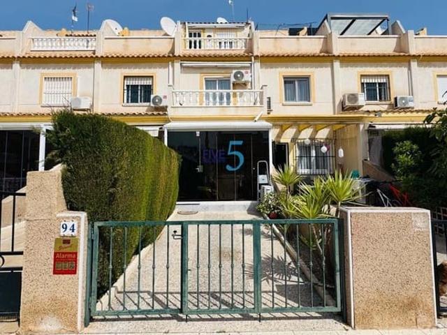 Casa en venta en Villamartin, Alicante Costa Blanca