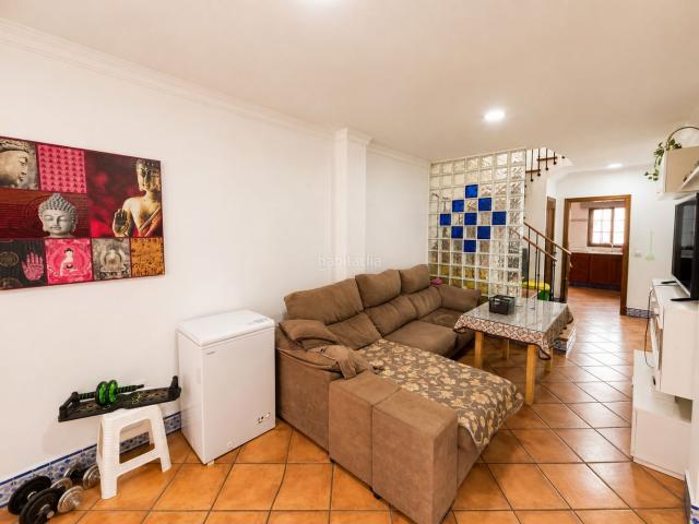 Casa en venta en Villamartín. CASA INDEPENDIENTE. Casas.