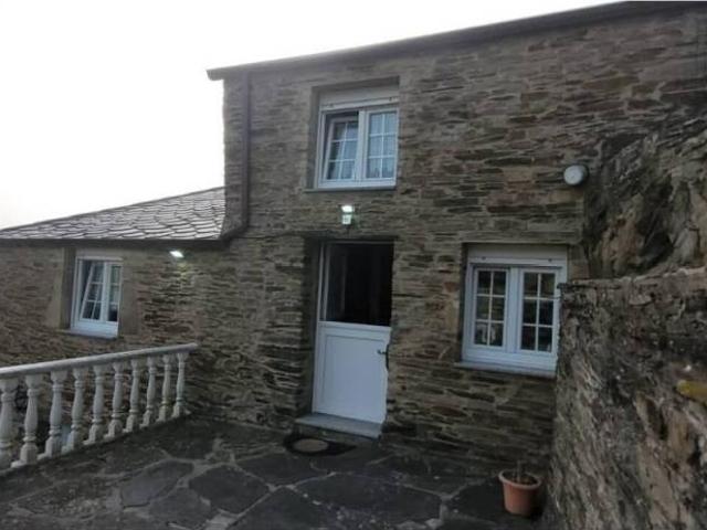 Casa en Venta en Villanueva de Oscos