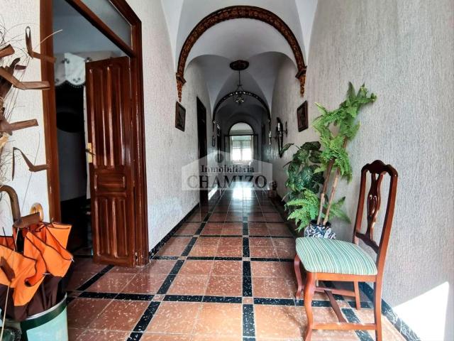 Casa en venta en Villanueva de la Serena. CASA DE BOVEDAS EN BUEN ESTADO PARA ENTRAR A VIVIR. Casas Villanueva de la.