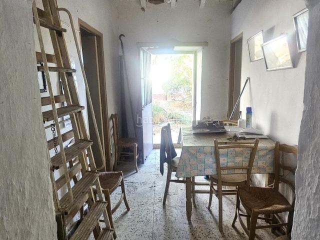 Casa en venta en Villanueva del Río y Minas. Villanueva del Río y Minas Sevilla Casa con amplio patio y muchas posibilidades de reforma. Casas Villanueva del Río y.