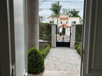 Casa en venta en Villas de Irapuato, Cancún, Guanajuato