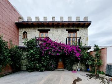 Casa Amueblada en Venta o Renta en Villas de la Concepción Pachuca