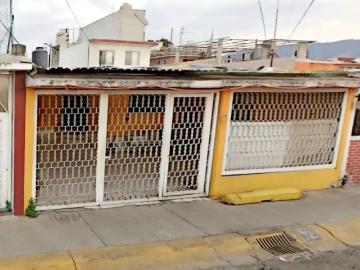 Casa en venta en Villas de las Flores, Coacalco Edo de México