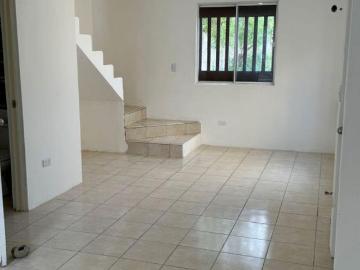 CASA EN VENTA EN VILLAS DE SANTA ROSA, APODACA