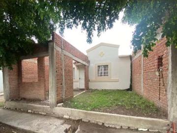 CASA EN VENTA EN VILLAS DEL CEDRO